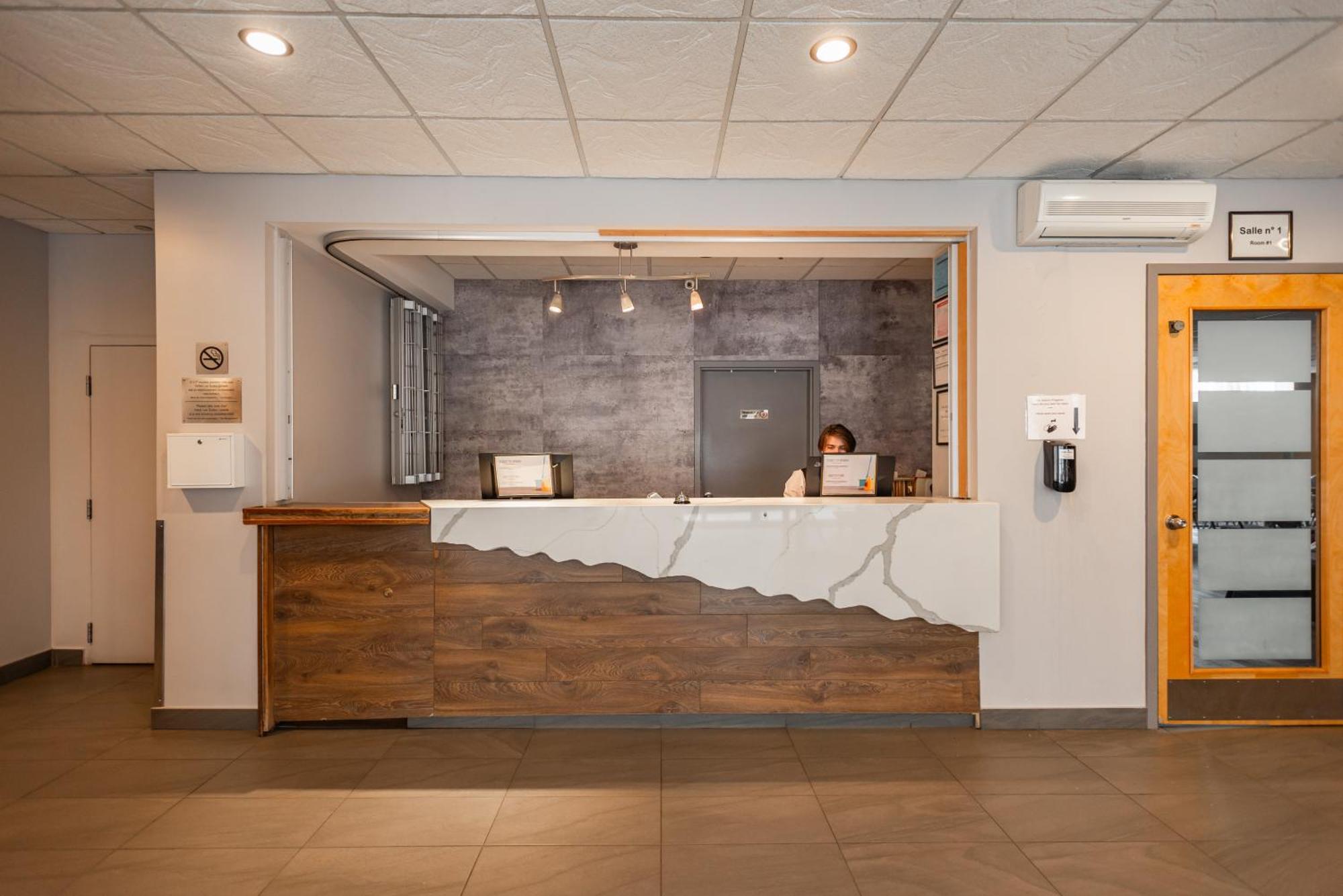 Hotel Les Suites Labelle Montréal Eksteriør billede