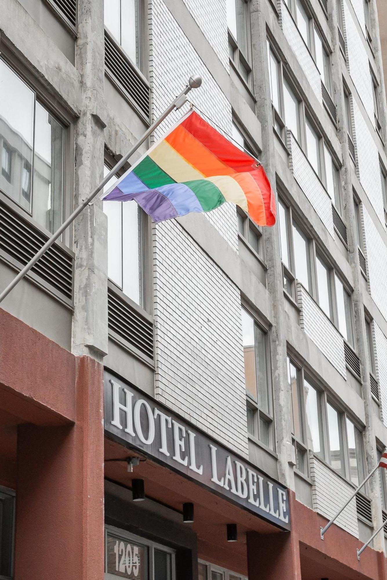 Hotel Les Suites Labelle Montréal Eksteriør billede