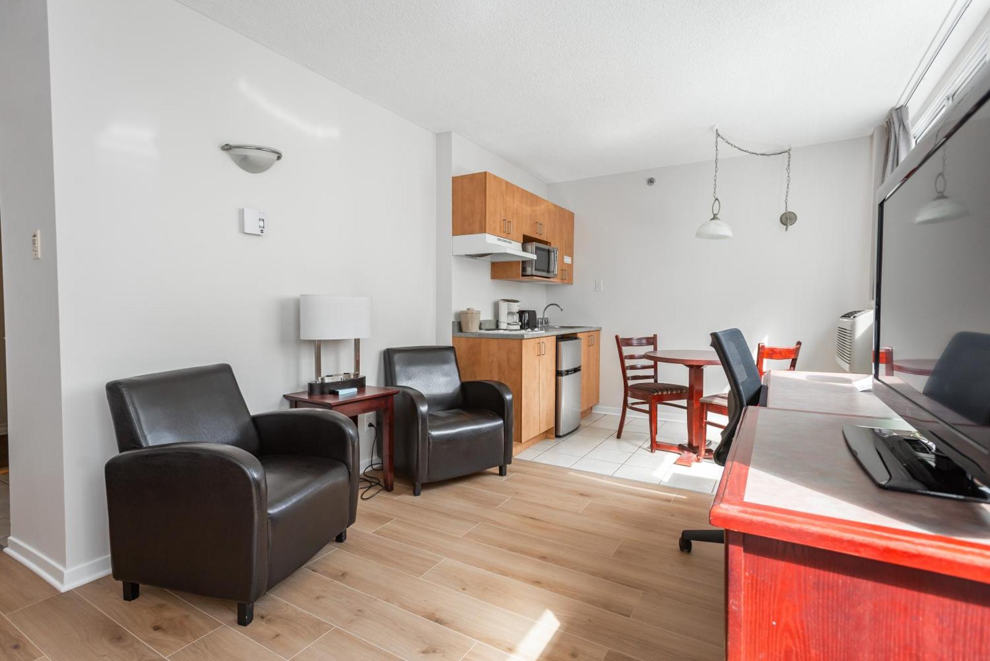 Hotel Les Suites Labelle Montréal Eksteriør billede