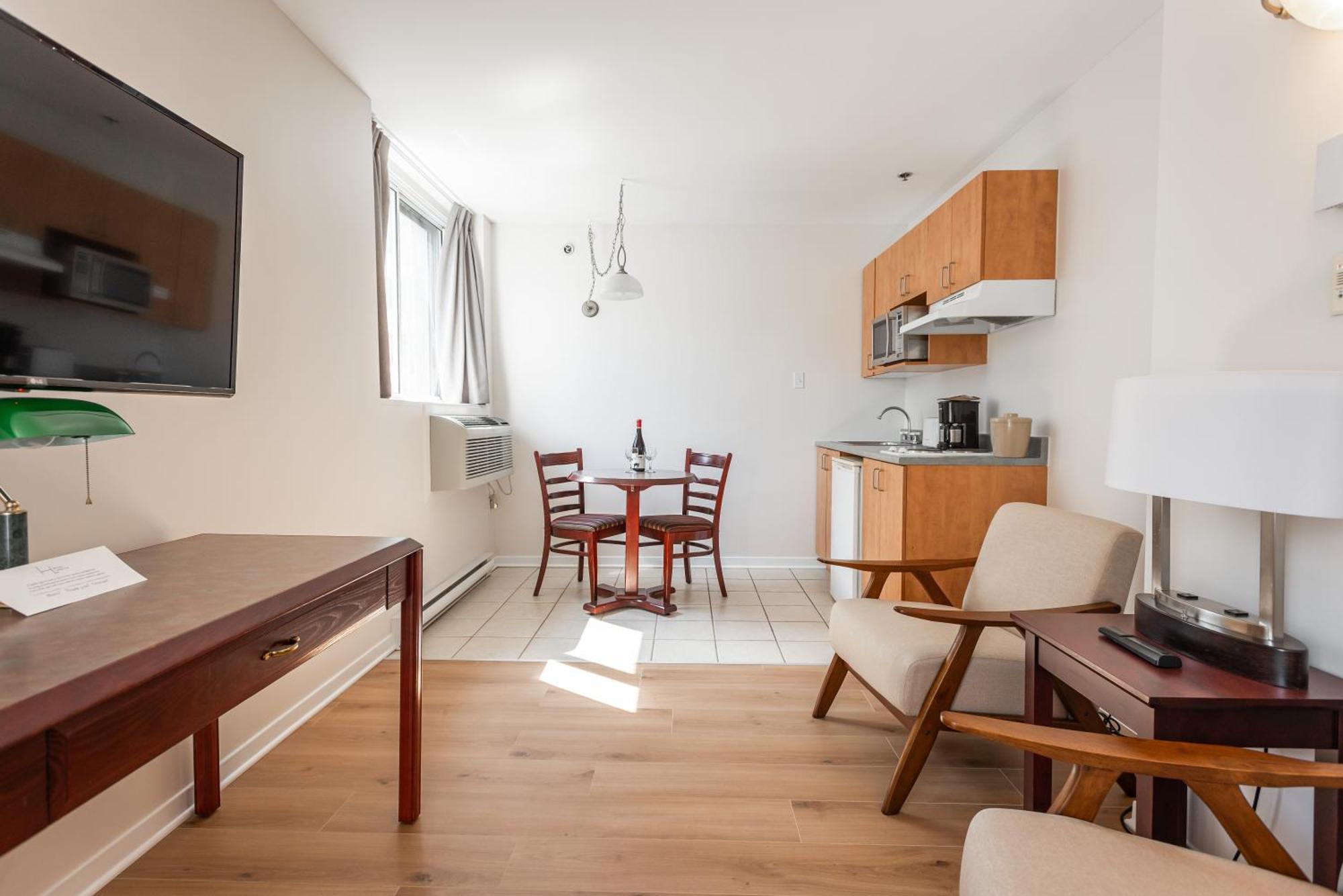 Hotel Les Suites Labelle Montréal Eksteriør billede